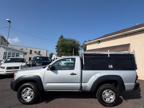 Used 2011 Toyota Tacoma 4x4 Regular Cab image 3