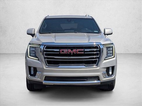 Used 2021 GMC Yukon SLT w/ SLT Luxury Plus Package AWD/4WD image 2