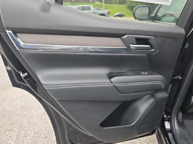 New 2027 GMC Terrain Denali AWD/4WD image 13