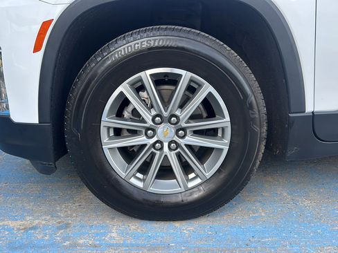 Used 2023 Chevrolet Traverse LT w/ LPO, Roadside Safety Package AWD/4WD image 44