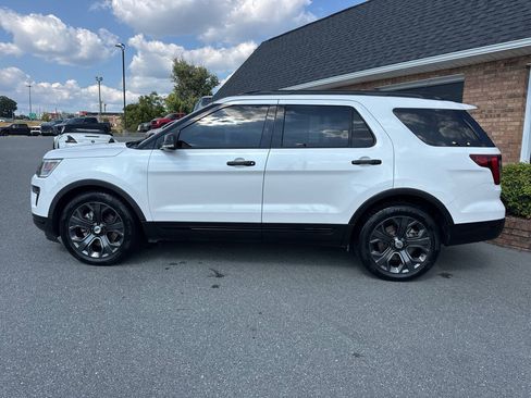 Used 2018 Ford Explorer Sport w/ Equipment Group 401A AWD/4WD image 13