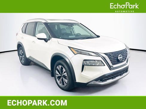 Used 2023 Nissan Rogue SV w/ SV Premium B Package FWD image 1