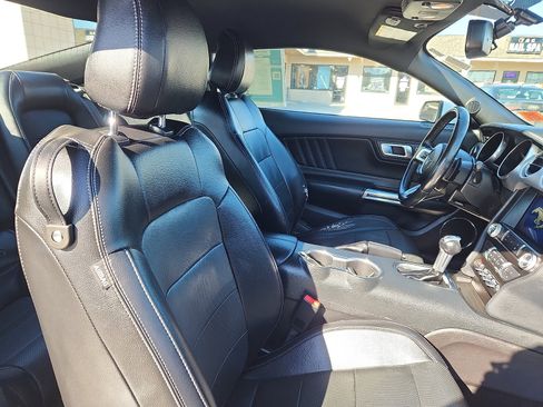 Used 2019 Ford Mustang Premium image 25