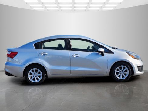 Used 2017 Kia Rio LX image 11