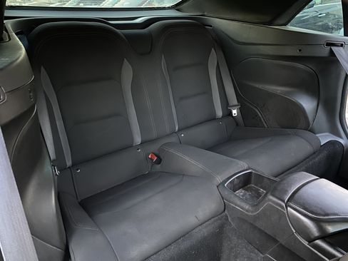 Used 2019 Chevrolet Camaro LT image 21