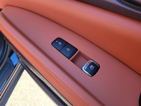 New 2026 Kia Carnival EX image 11