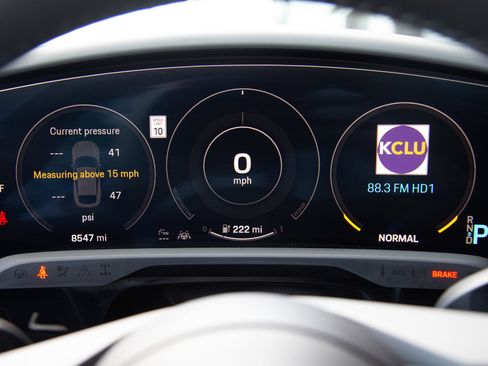 Certified 2023 Porsche Taycan Turbo S AWD/4WD image 17