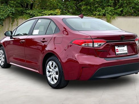 Used 2026 Toyota Corolla LE FWD image 3