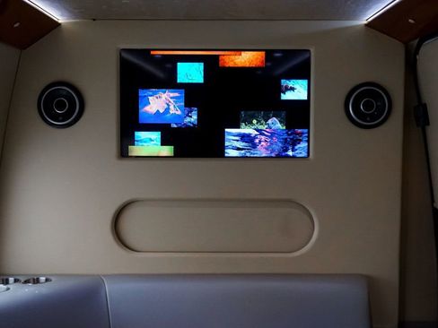 Used 2015 Mercedes-Benz Sprinter 2500 image 64