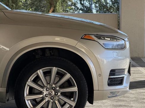 Used 2016 Volvo XC90 T6 Inscription w/ Vision Package image 3