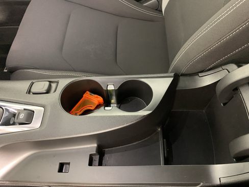 Used 2017 Chevrolet Camaro LT RWD image 28