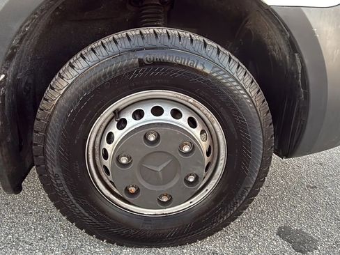 Used 2023 Mercedes-Benz Sprinter 4500 image 8