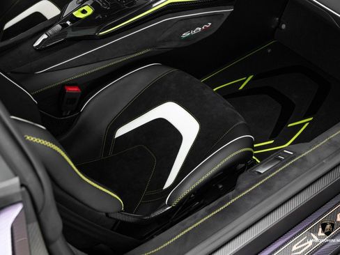 Used 2020 Lamborghini Sian Coupe image 71