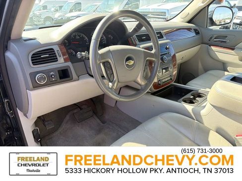 Used 2014 Chevrolet Tahoe LT w/ All-Star Edition RWD image 25