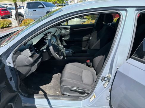 Used 2019 Honda Civic EX image 16