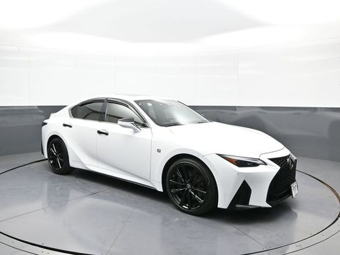 Used 2023 Lexus IS 350 F Sport image 4