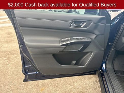 New 2026 Nissan Pathfinder SV image 11