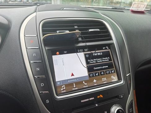 Used 2017 Lincoln MKX Reserve w/ Lincoln MKX Climate Package AWD/4WD image 24