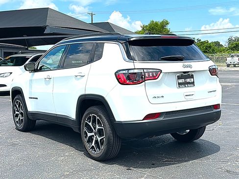 Used 2025 Jeep Compass Limited AWD/4WD image 6