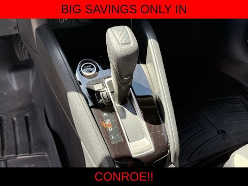 Used 2022 Nissan Versa SV w/ Trunk Package FWD image 19
