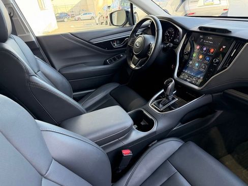 Used 2023 Subaru Outback Limited AWD/4WD image 11