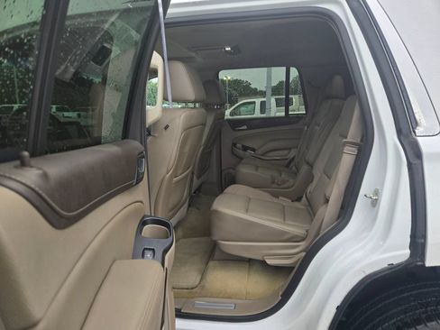 Used 2015 GMC Yukon SLT w/ Open Road Package RWD image 8
