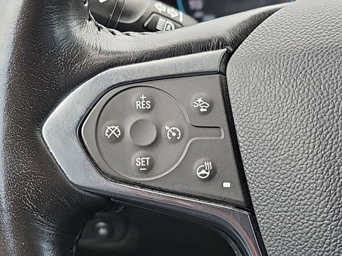 Used 2020 Chevrolet Traverse LT FWD image 23