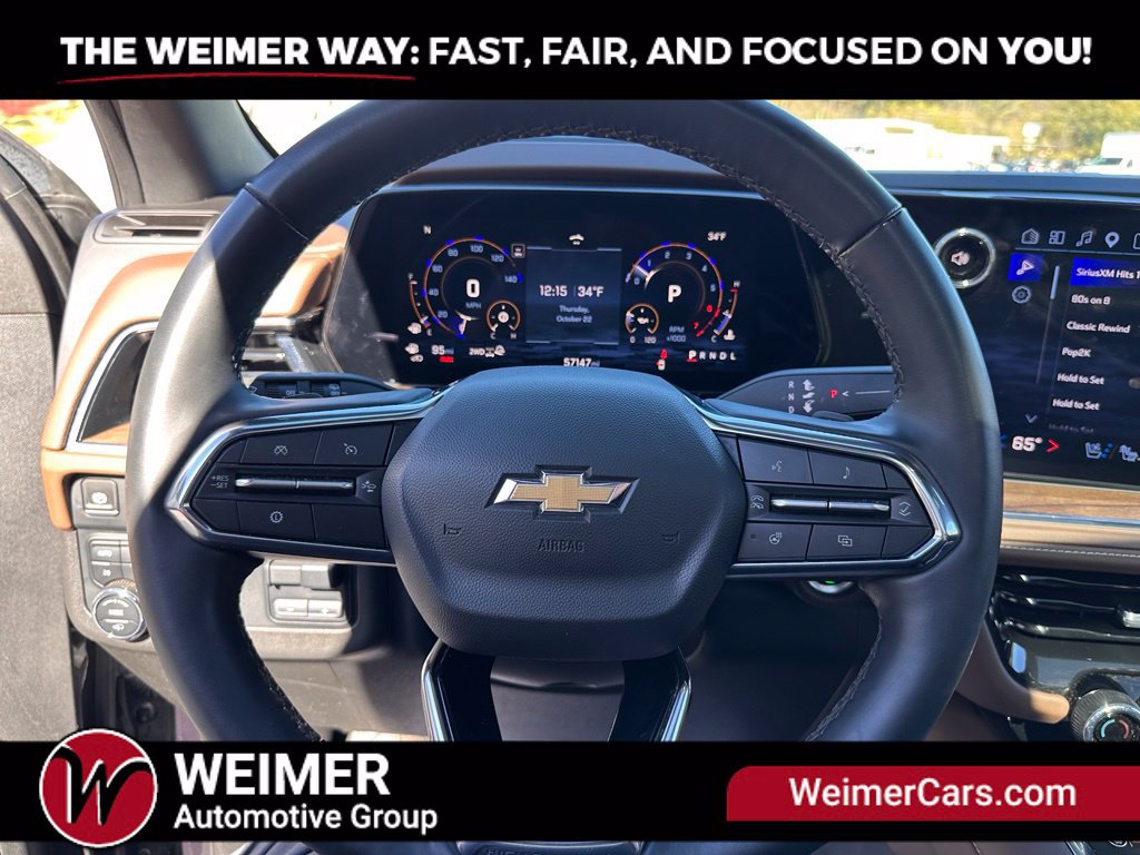 Used 2025 Chevrolet Suburban High Country AWD/4WD image 12