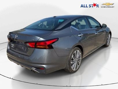Used 2023 Nissan Altima 2.5 SL