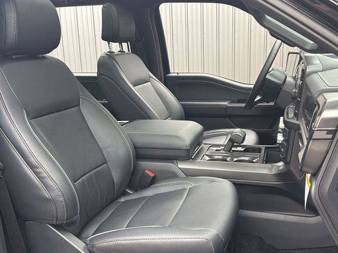 Used 2025 Ford F150 Lariat image 39