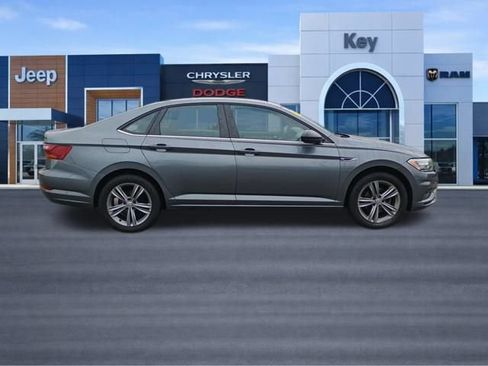 Used 2019 Volkswagen Jetta R-Line image 7