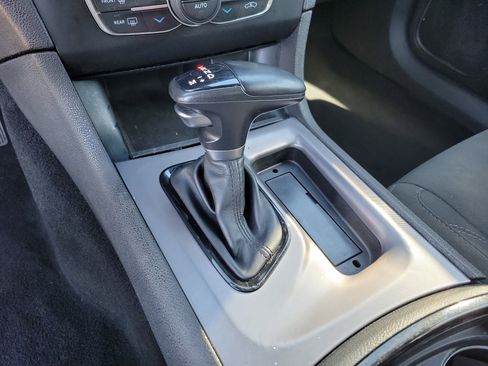 Used 2023 Dodge Charger SXT w/ Blacktop Package image 10