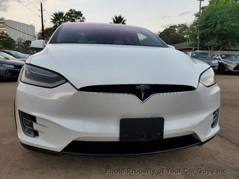 Used 2017 Tesla Model X image 8