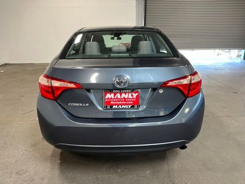 Used 2017 Toyota Corolla L w/ Carpet Mat Package (TMS) FWD image 4