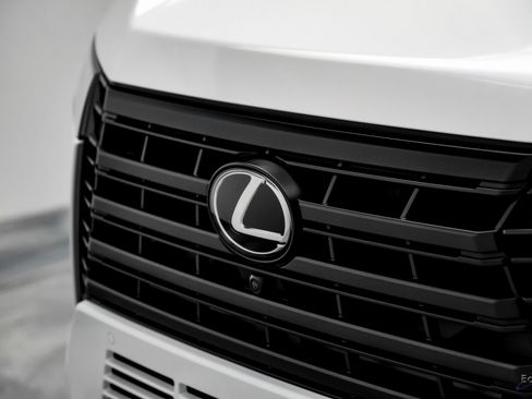 Used 2025 Lexus GX 550 image 29