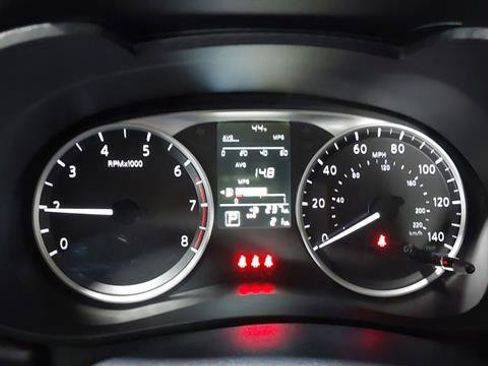 Used 2025 Nissan Versa S w/ Trunk Package FWD image 22
