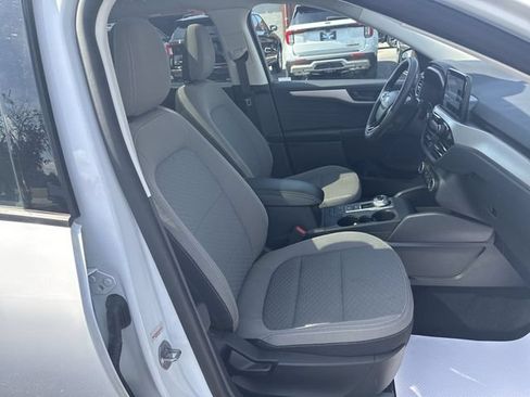 Used 2022 Ford Escape SE w/ SE Sport Appearance Package AWD/4WD image 27