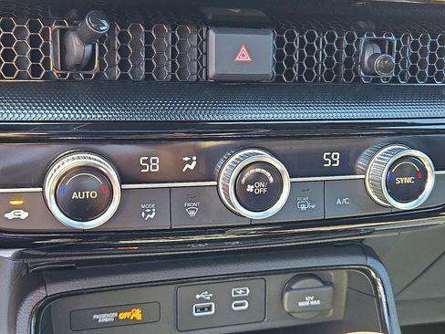 Certified 2023 Honda CR-V Sport Touring image 18