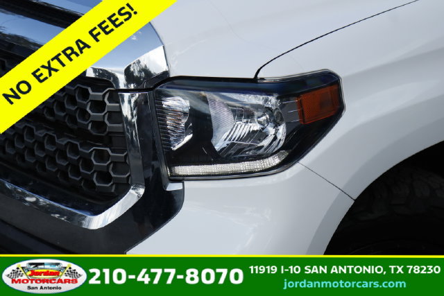 Used 2020 Toyota Tundra SR5 w/ SR5 Upgrade Package RWD image 2