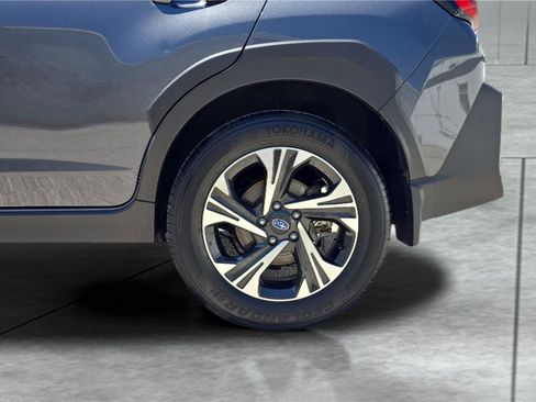 Used 2024 Subaru Crosstrek 2.0i Premium AWD/4WD image 31