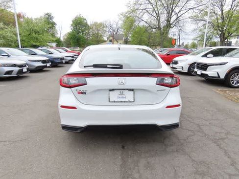 Used 2024 Honda Civic Sport image 5