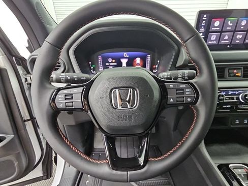 New 2026 Honda Pilot Sport image 25