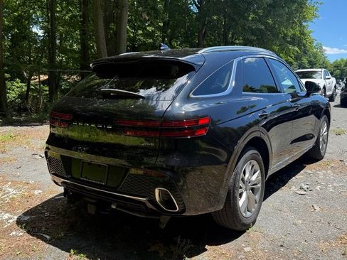 Used 2023 Genesis GV70 2.5T AWD/4WD image 5