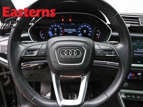 Used 2022 Audi Q3 2.0T Premium w/ Convenience Package AWD/4WD image 10