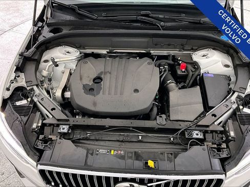 Used 2023 Volvo XC60 B5 Ultimate w/ Protection Package Premier image 12