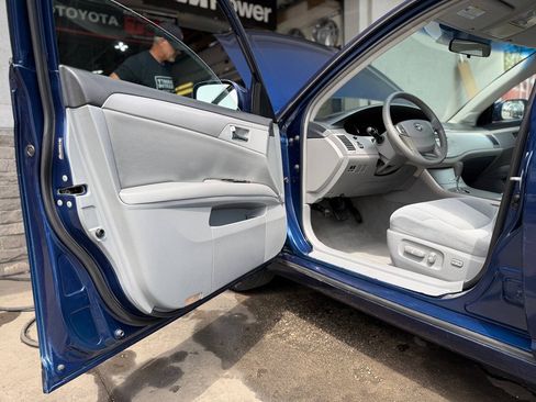 Used 2006 Toyota Avalon XL FWD image 3