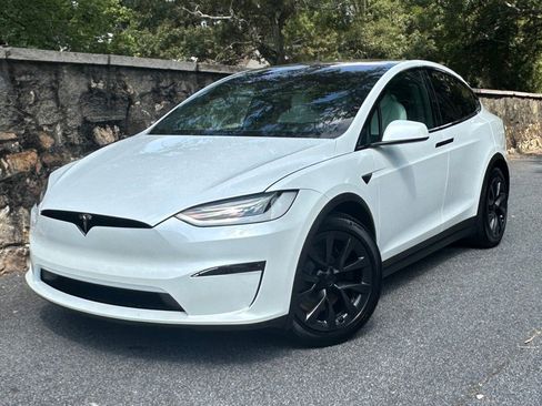 Used 2022 Tesla Model X image 72