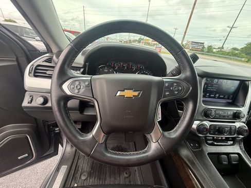 Used 2020 Chevrolet Tahoe LT RWD image 16