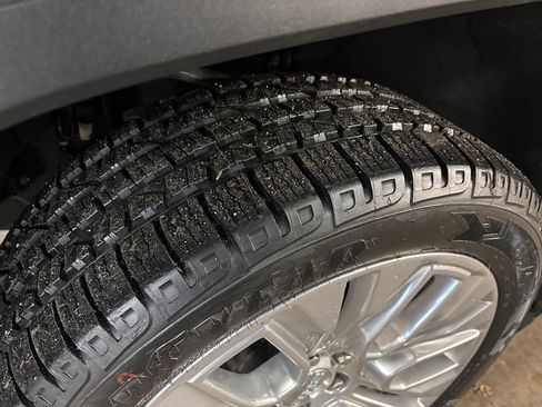 Used 2022 GMC Sierra 1500 Denali w/ Denali Premium Package image 12