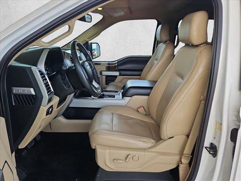 Used 2015 Ford F150 Lariat w/ Equipment Group 502A Luxury AWD/4WD image 20